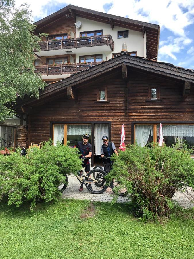 Hotel Adler Saas-Grund Zewnętrze zdjęcie