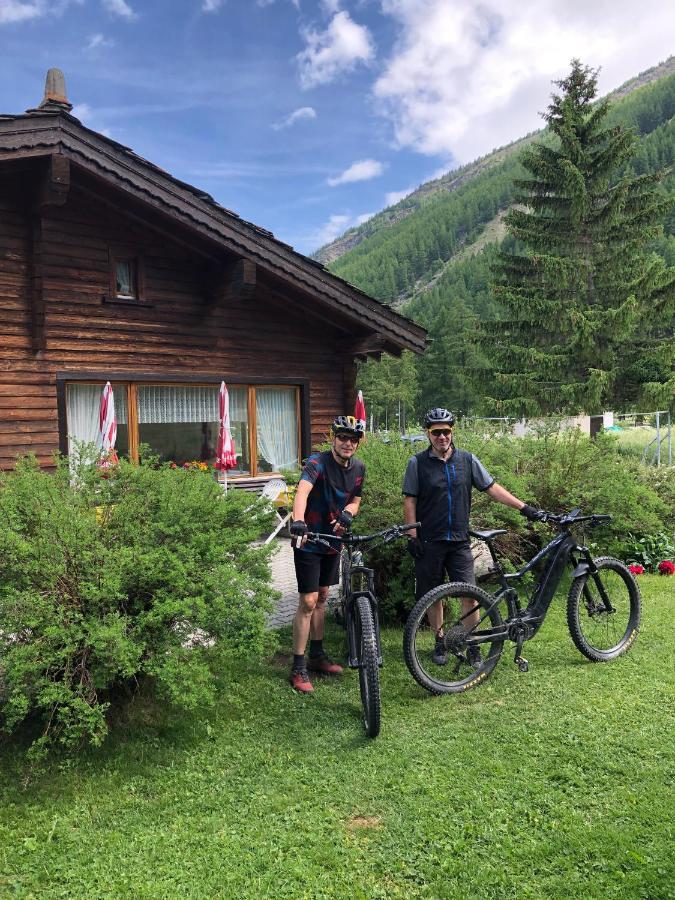 Hotel Adler Saas-Grund Zewnętrze zdjęcie