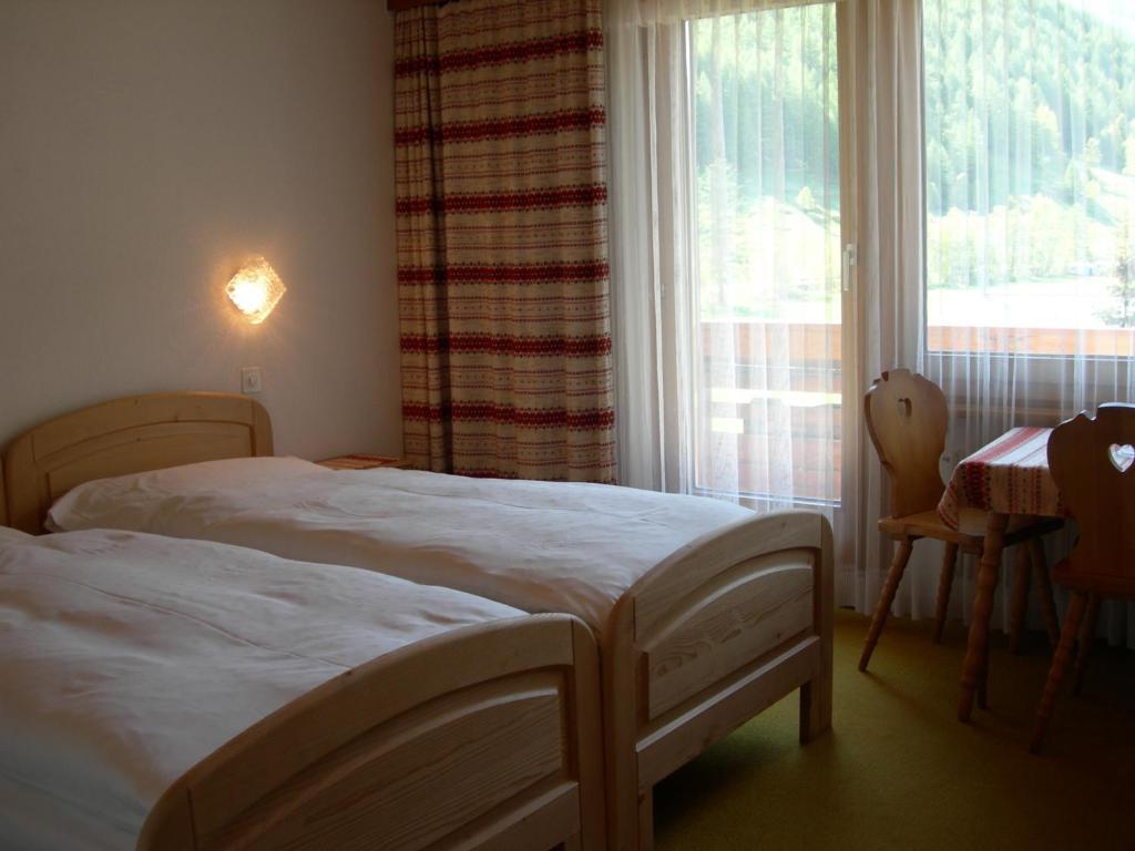 Hotel Adler Saas-Grund Pokój zdjęcie
