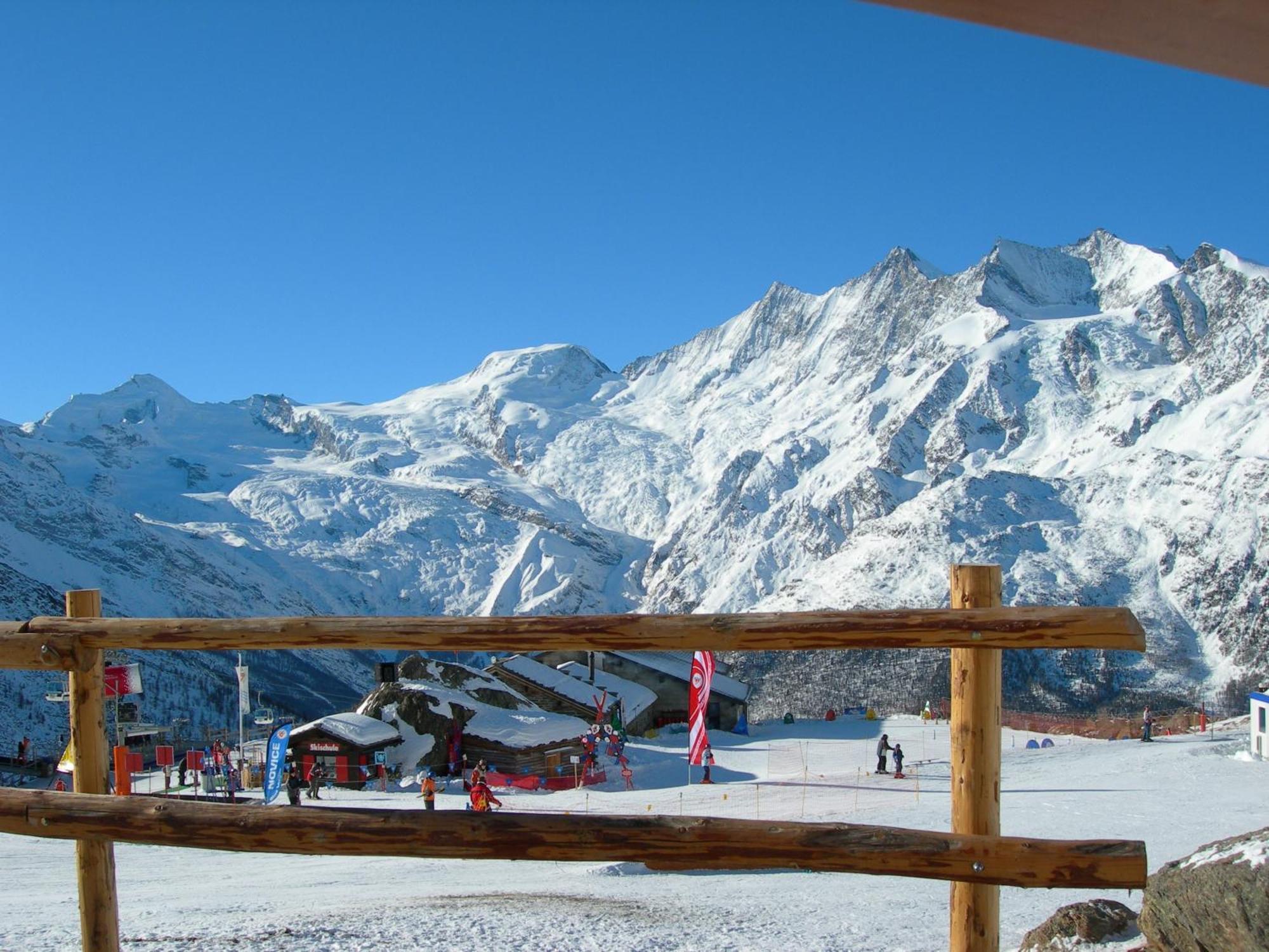 Hotel Adler Saas-Grund Zewnętrze zdjęcie